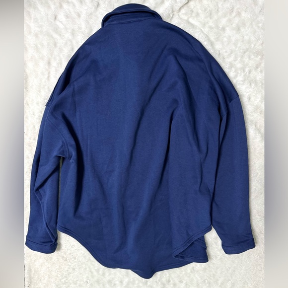 Savage X Fenty ESSENTIAL OVERSIZED BUTTON-UP SHIRT in Royal Blue - Picture 4 of 14